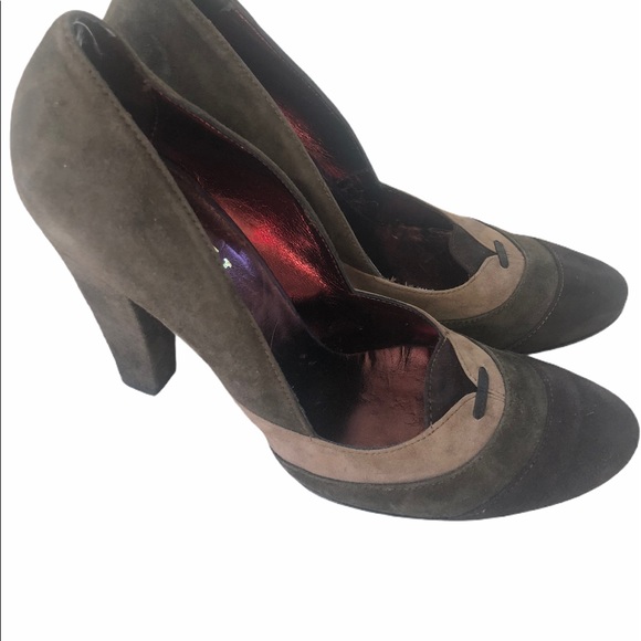 Luzzi Made In Italy Suede Pumps Sz 39 US Sz 8 - Picture 3 of 8